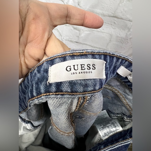 Guess IT Girl Capri - Picture 3 of 4